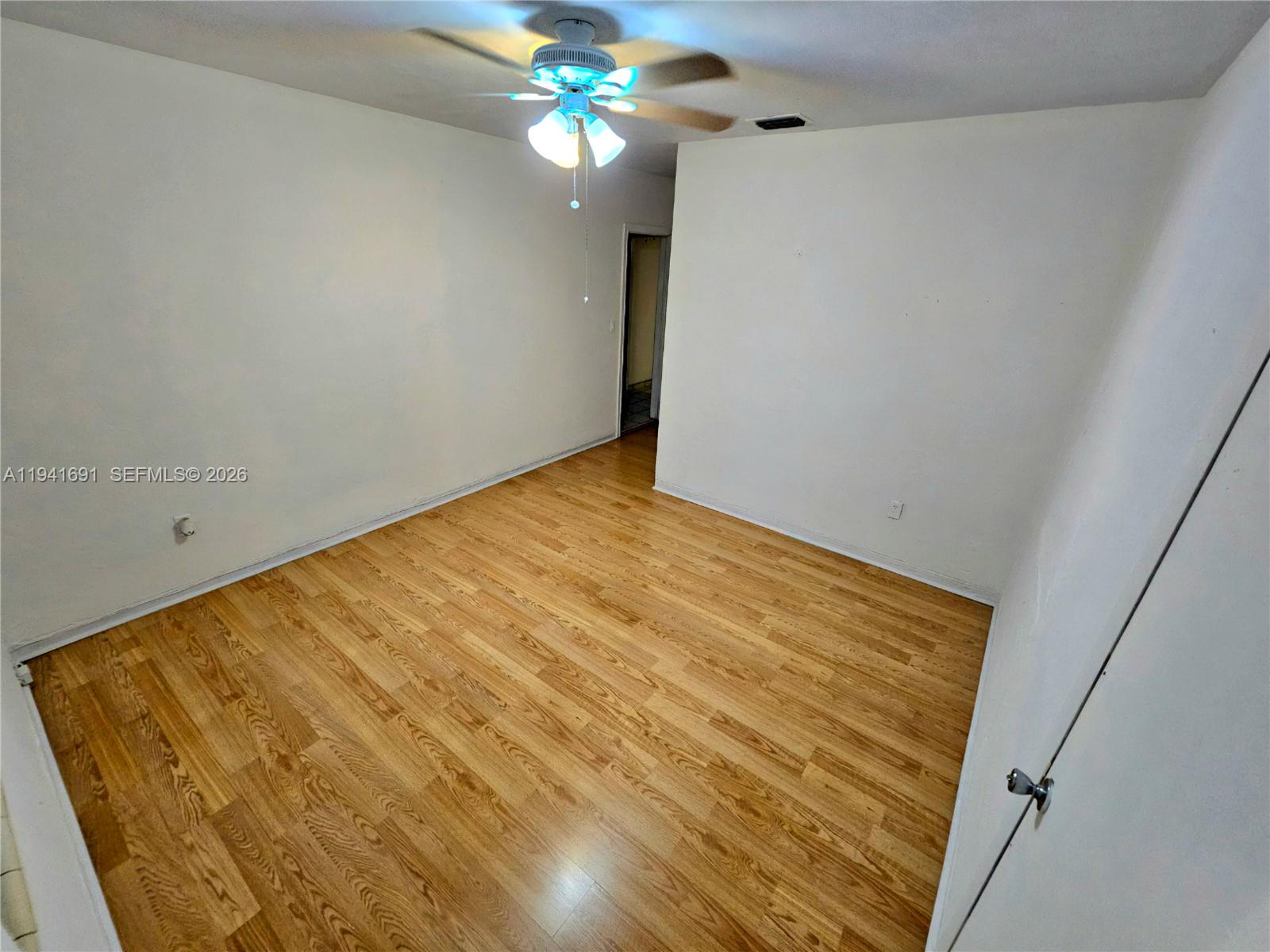 THE PINES - Residential