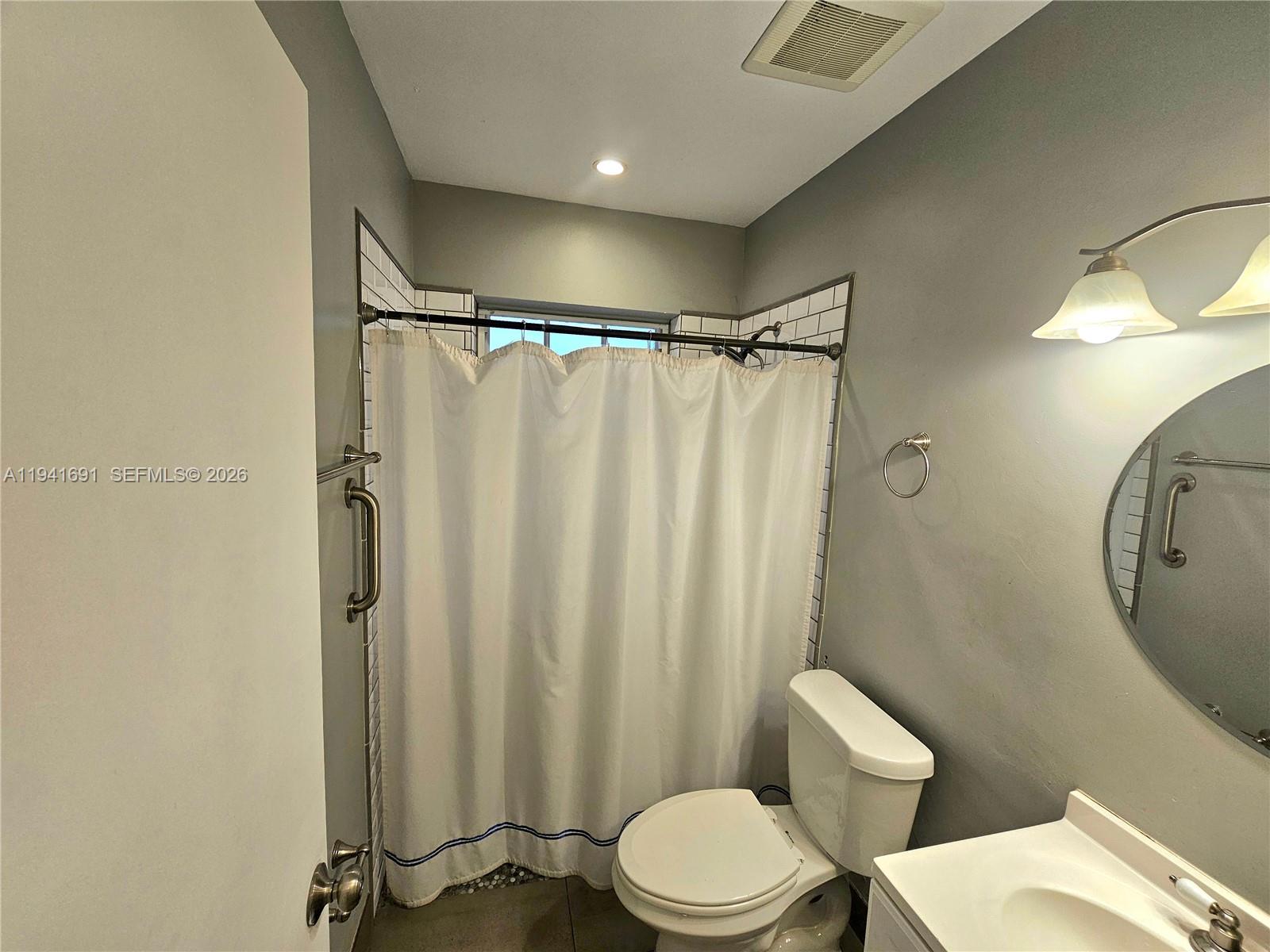 THE PINES - Residential