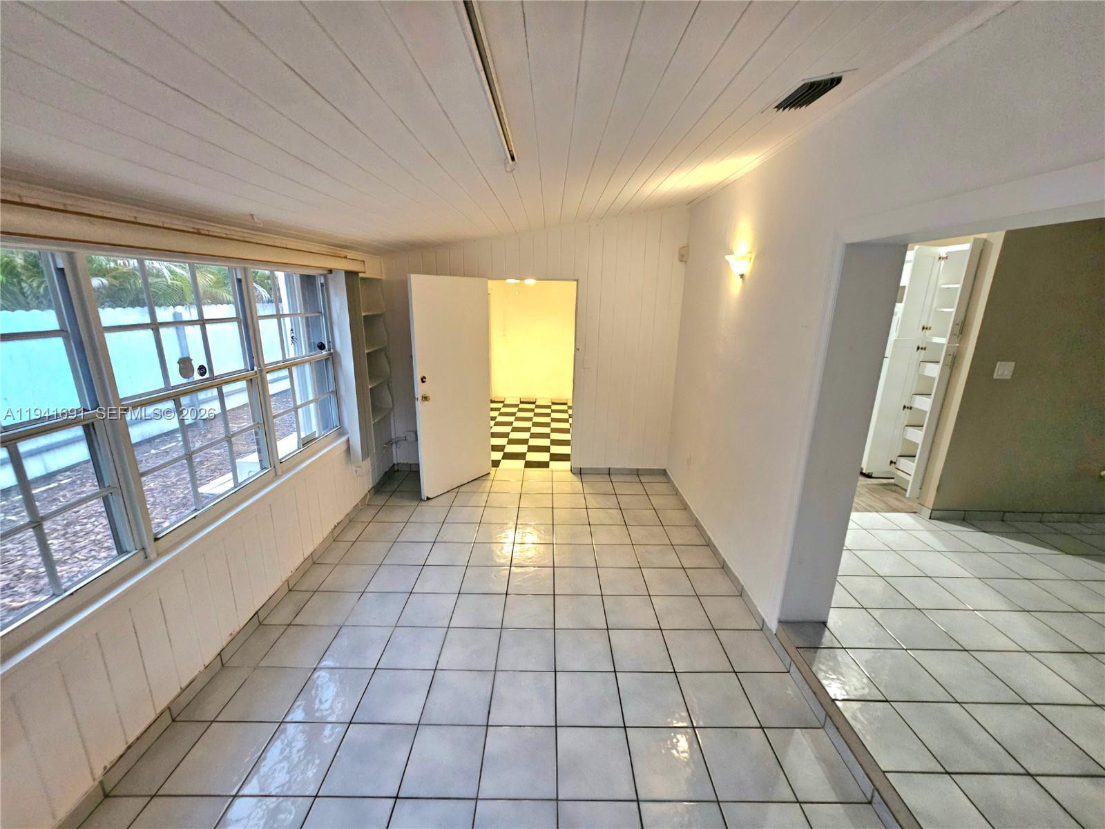 THE PINES - Residential