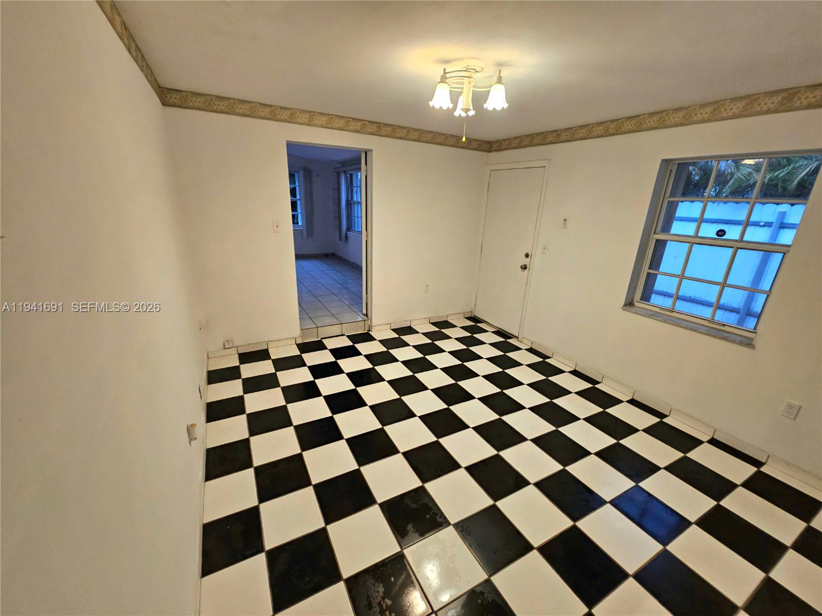 THE PINES - Residential