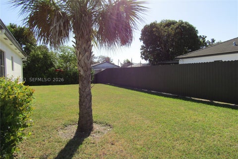 Tiny photo for 16825 SW 109th Pl, Miami, FL 33157 (MLS # A12041861)