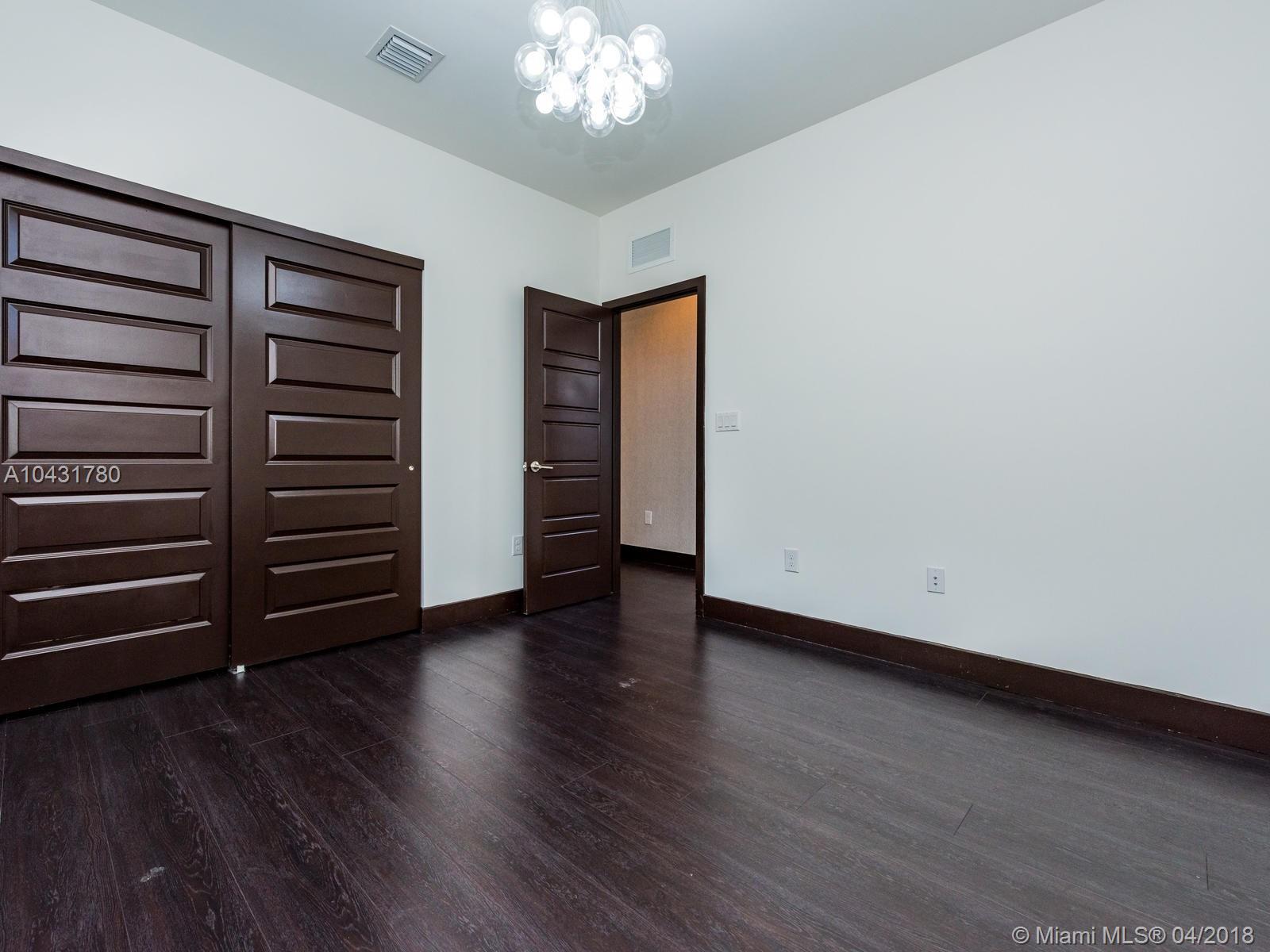 CRESTVIEW WEST - Residential