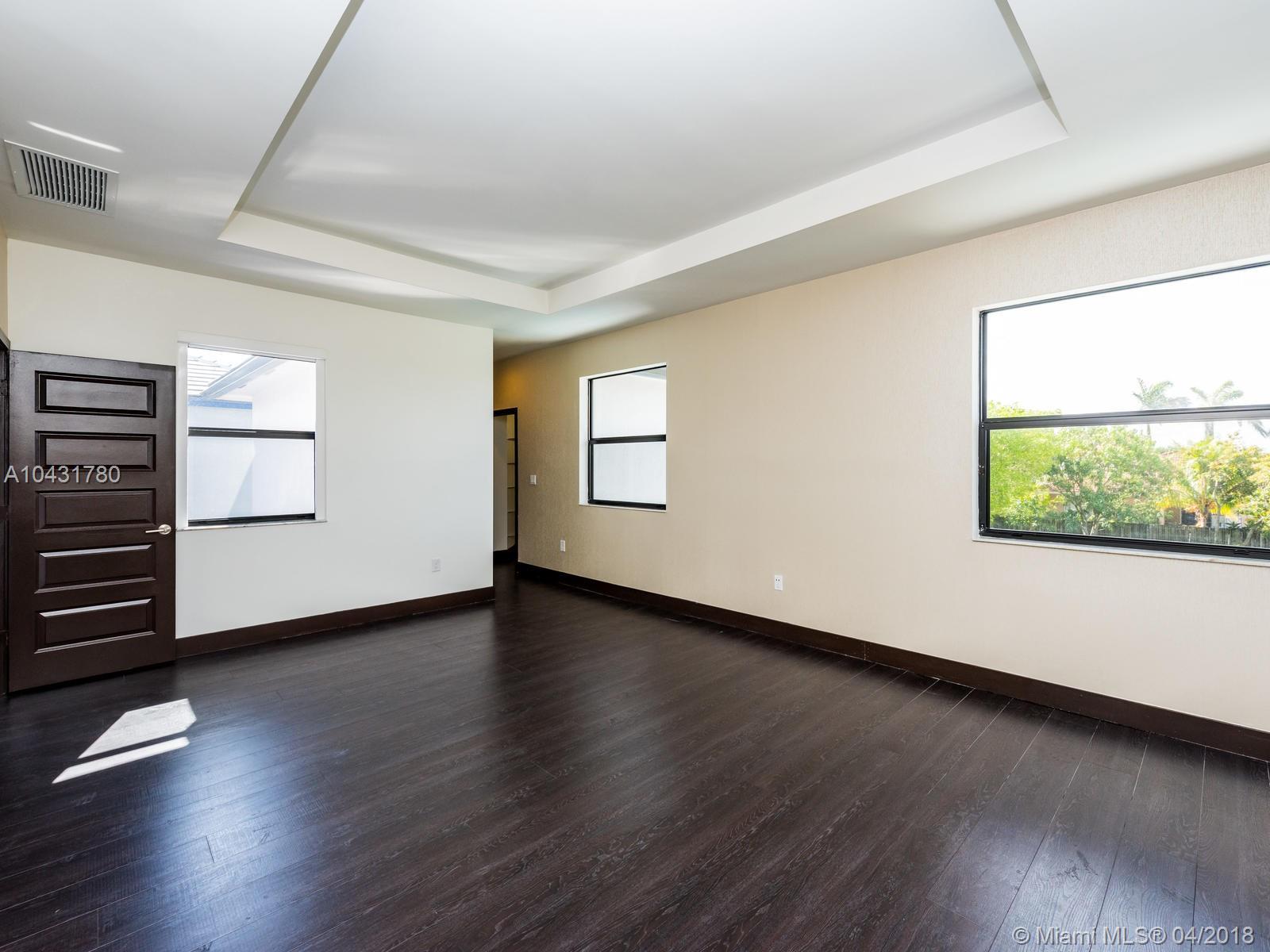 CRESTVIEW WEST - Residential