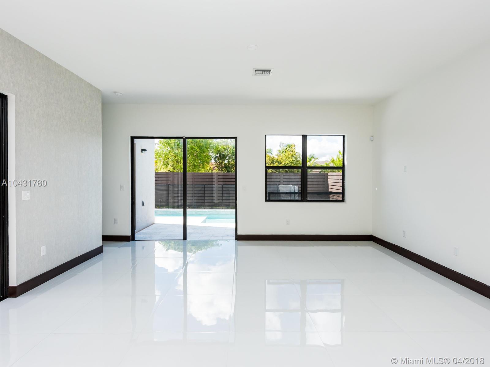 CRESTVIEW WEST - Residential