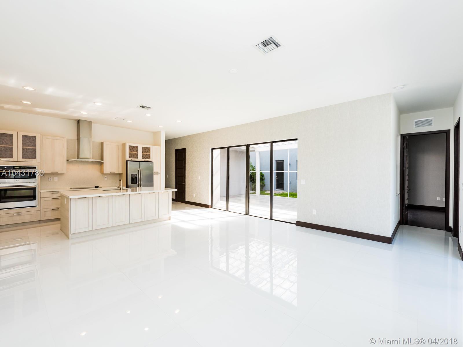 CRESTVIEW WEST - Residential