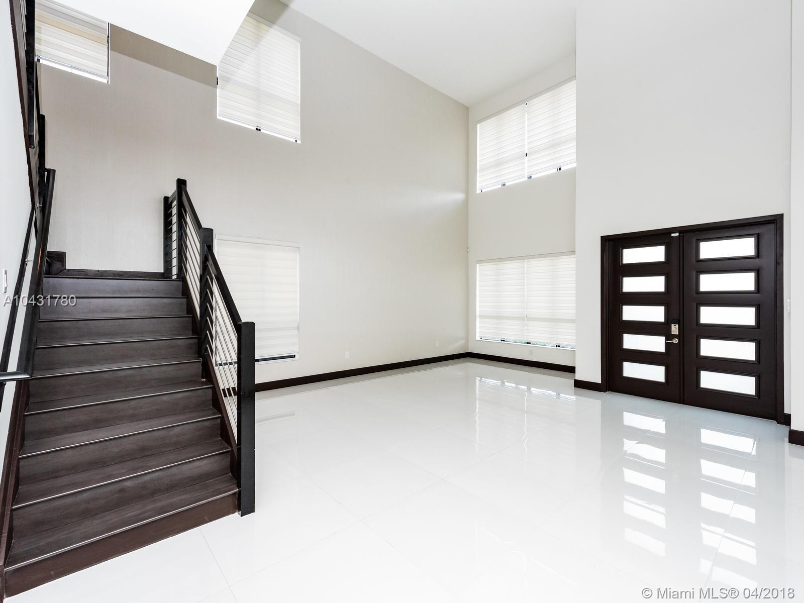 CRESTVIEW WEST - Residential
