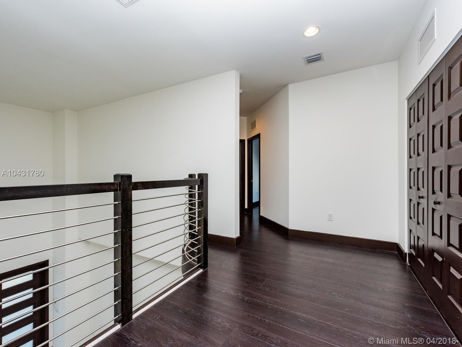 CRESTVIEW WEST - Residential