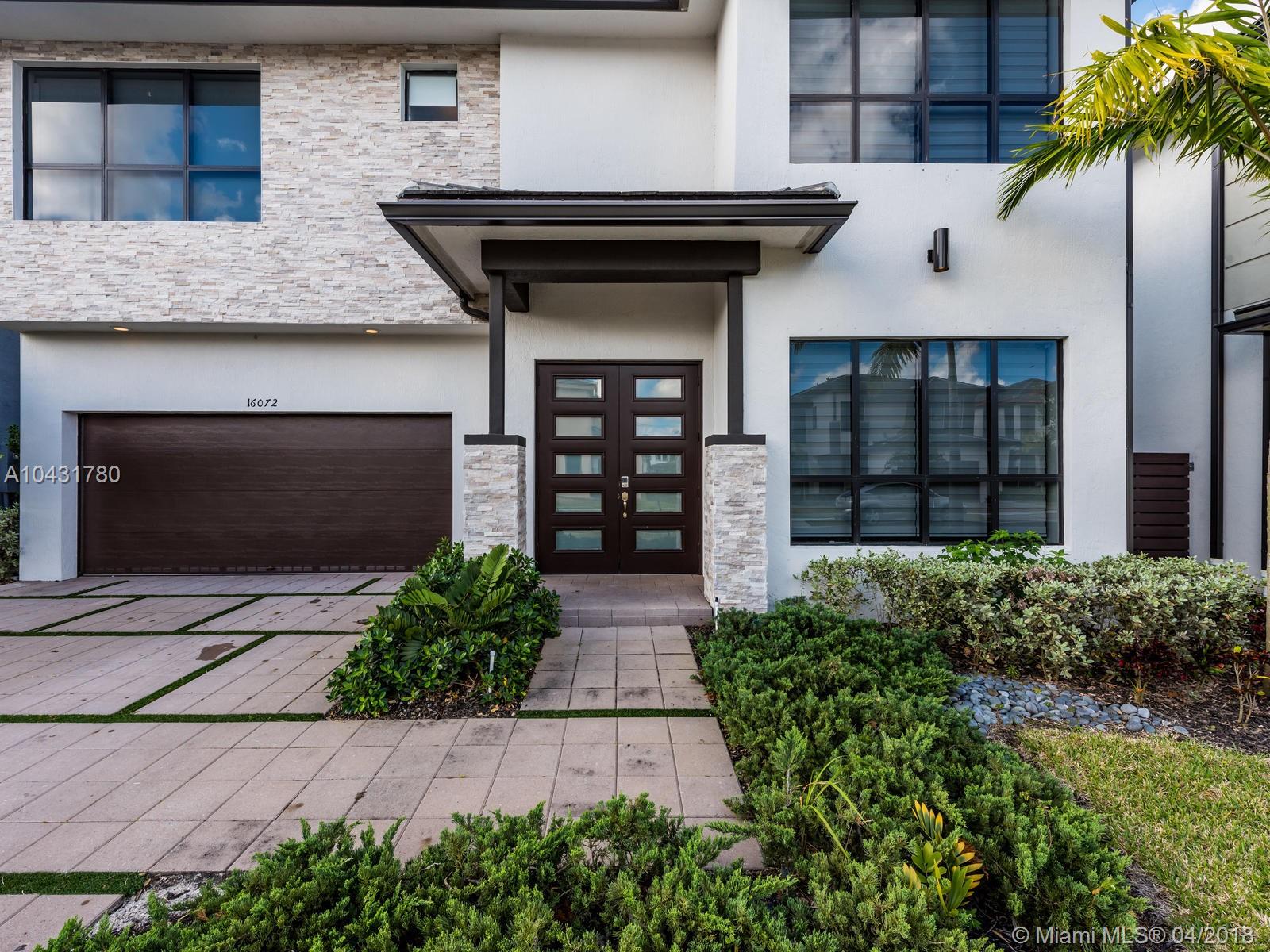 CRESTVIEW WEST - Residential