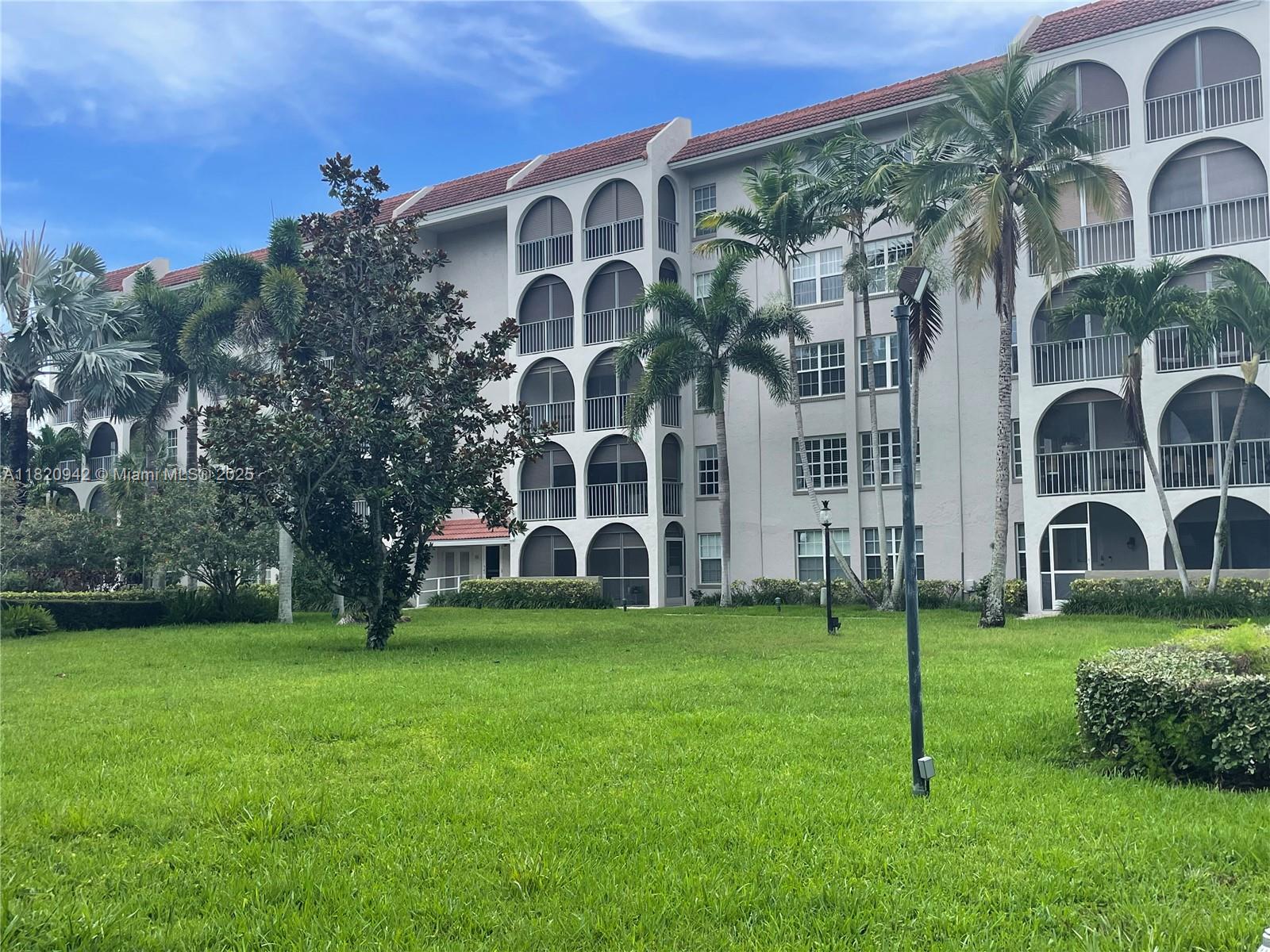 TIERRA DEL SOL CONDO - Residential Lease