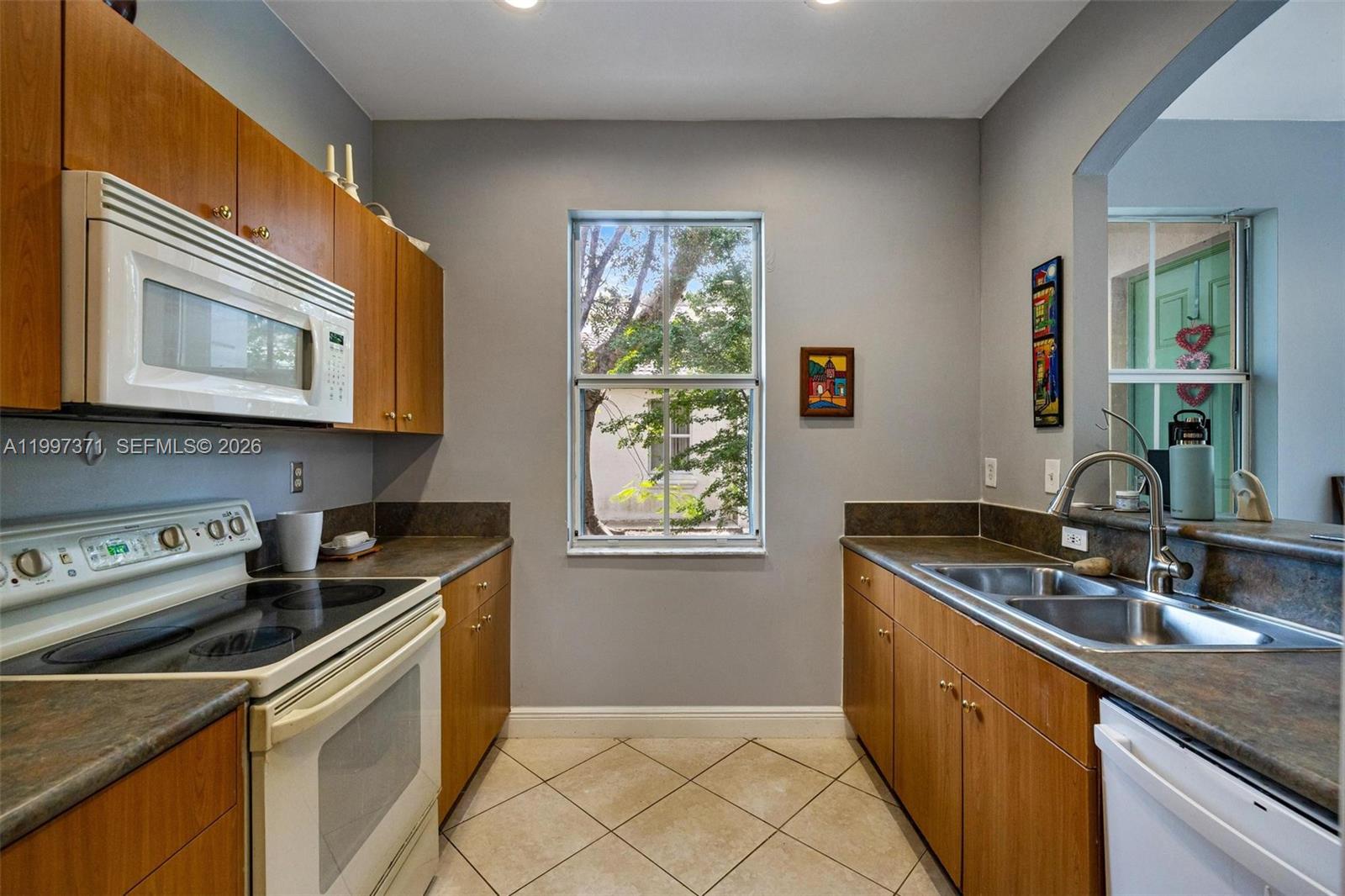 MARBELLA BAY - Residential