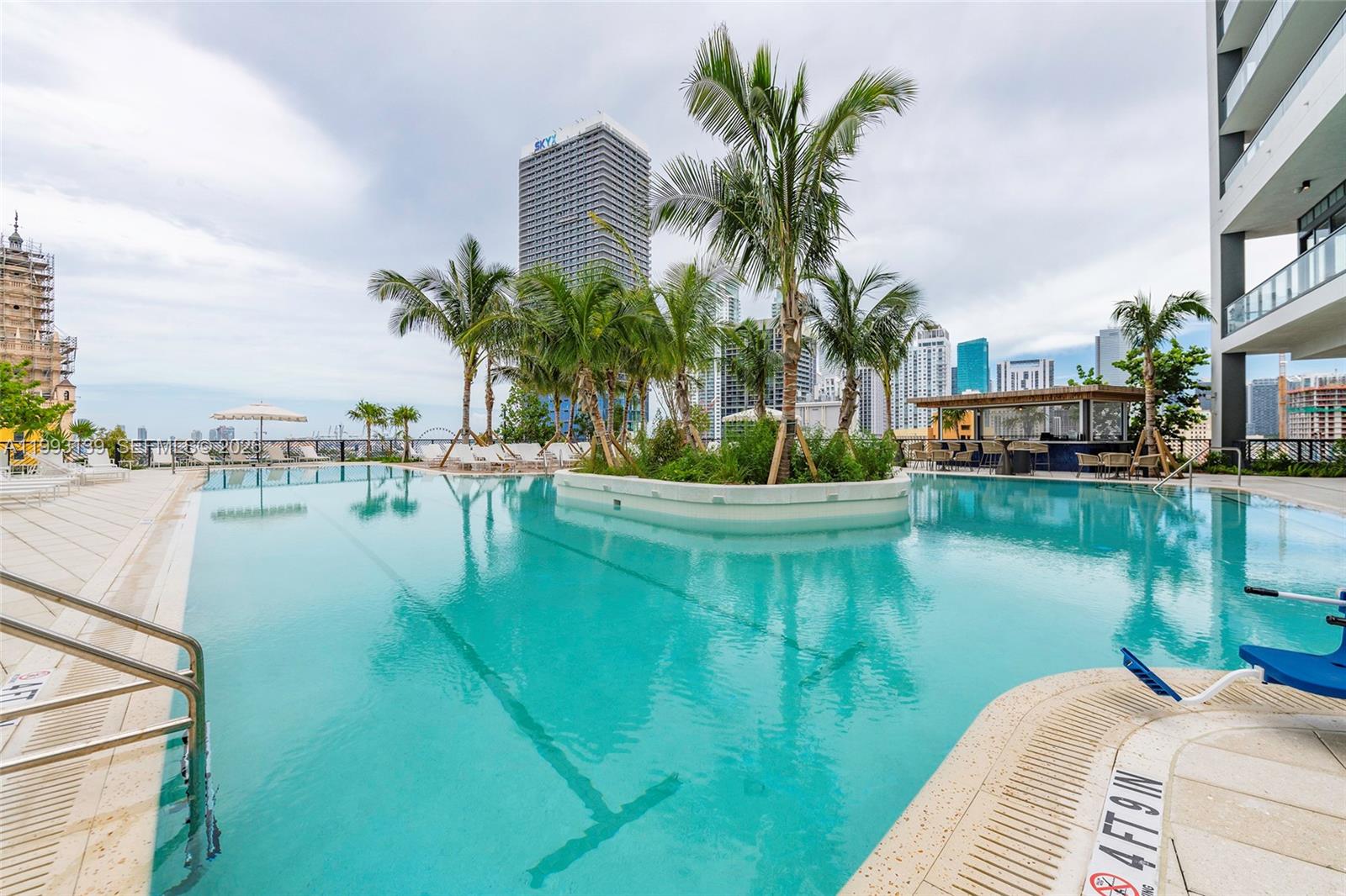 Gale Hotel & Residences - Residential