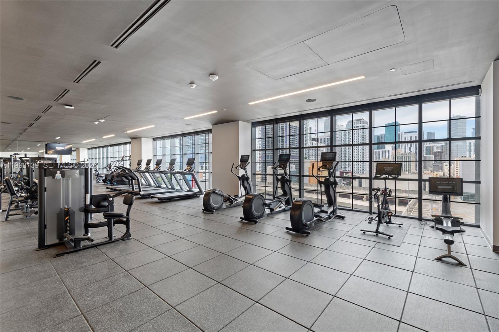 Gale Hotel & Residences - Residential