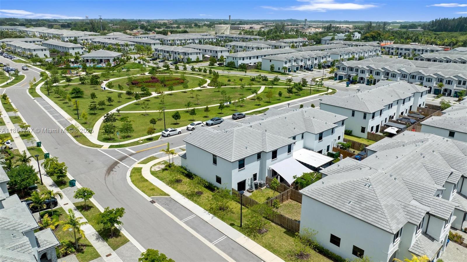 PINE ISLE - Residential