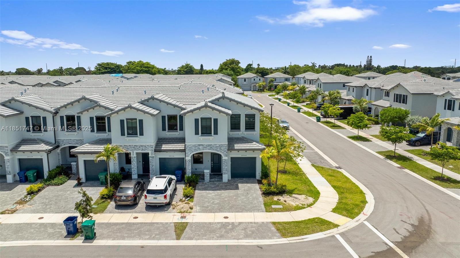 PINE ISLE - Residential