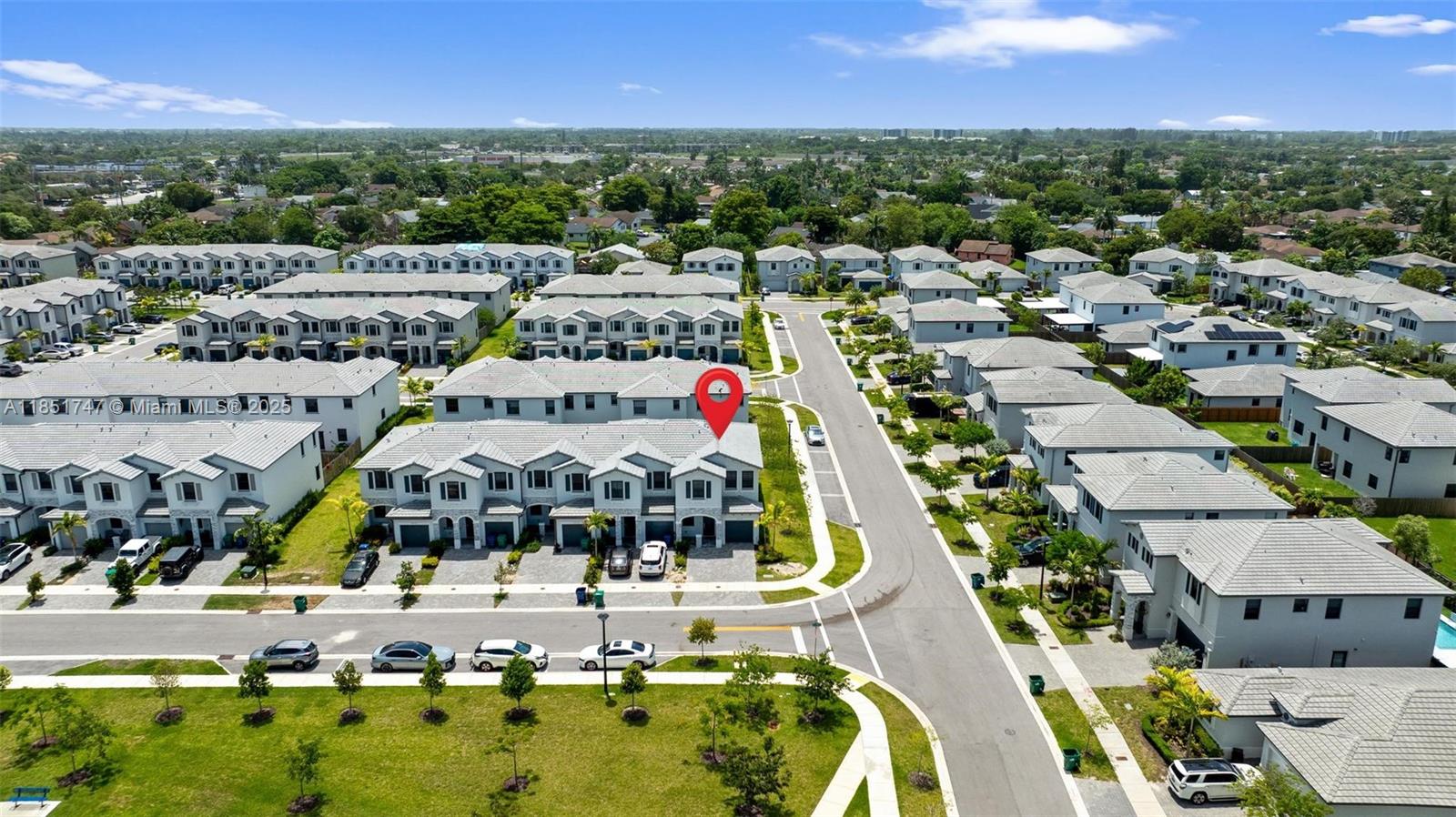 PINE ISLE - Residential