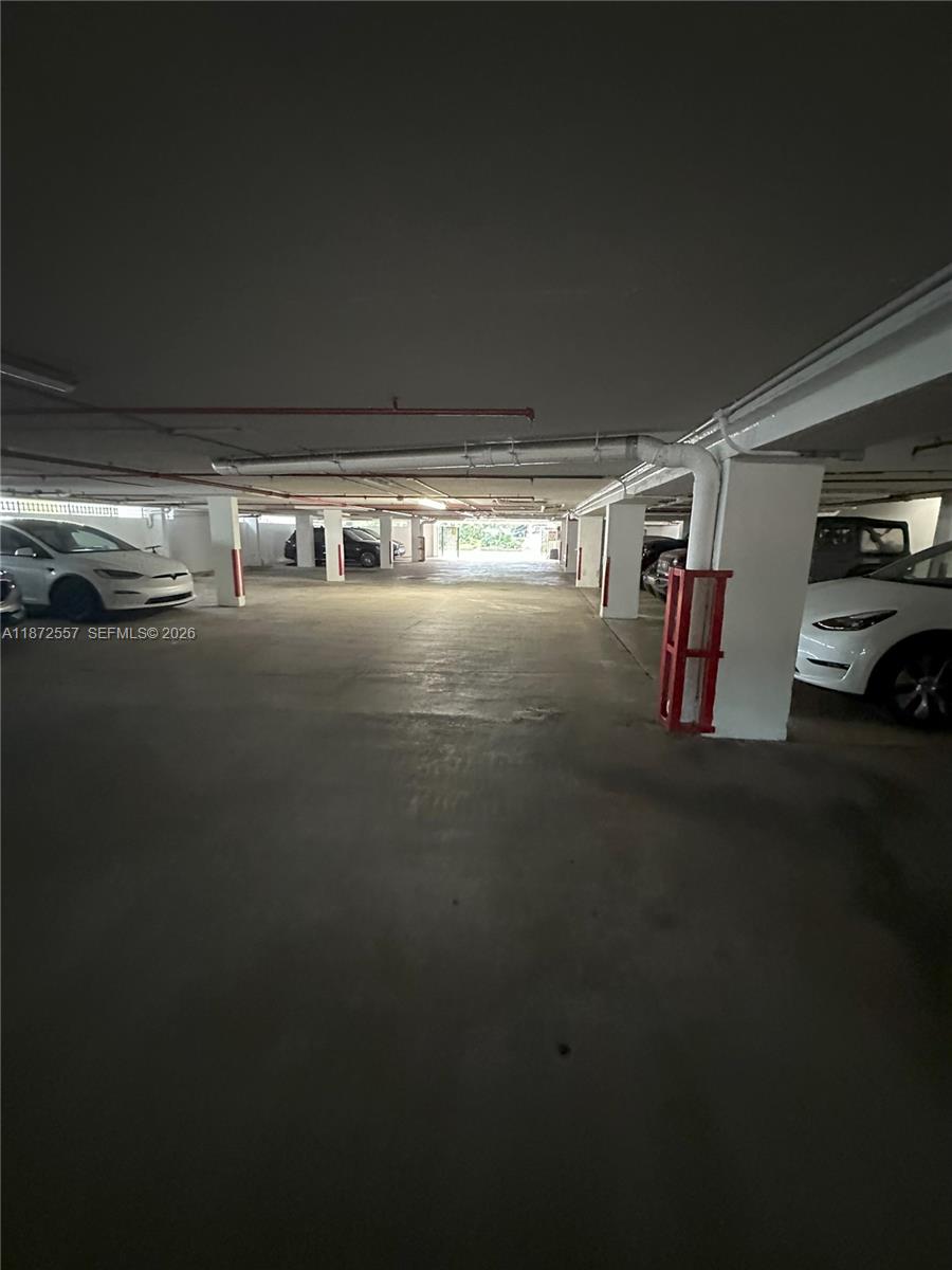 PORTUGAL TOWERS CONDO - Residential