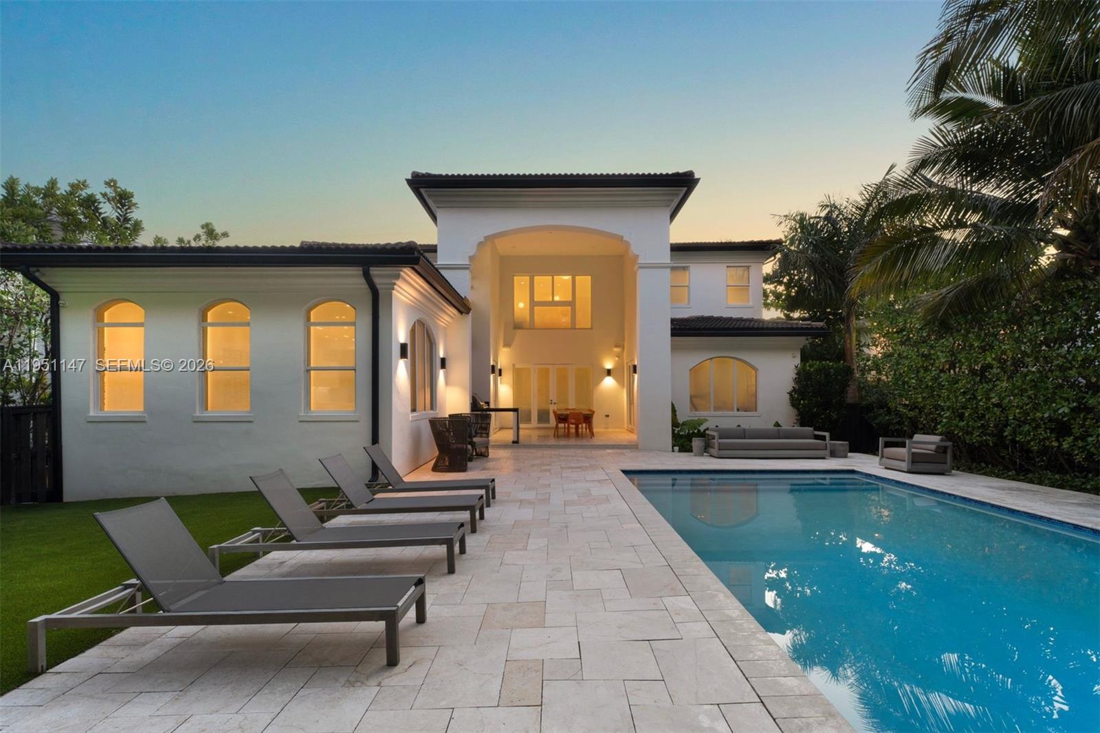 GOLDEN BEACH SEC D - Residential