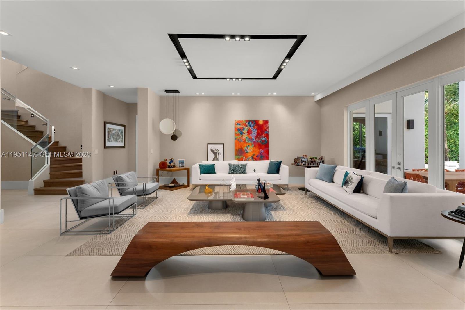 GOLDEN BEACH SEC D - Residential