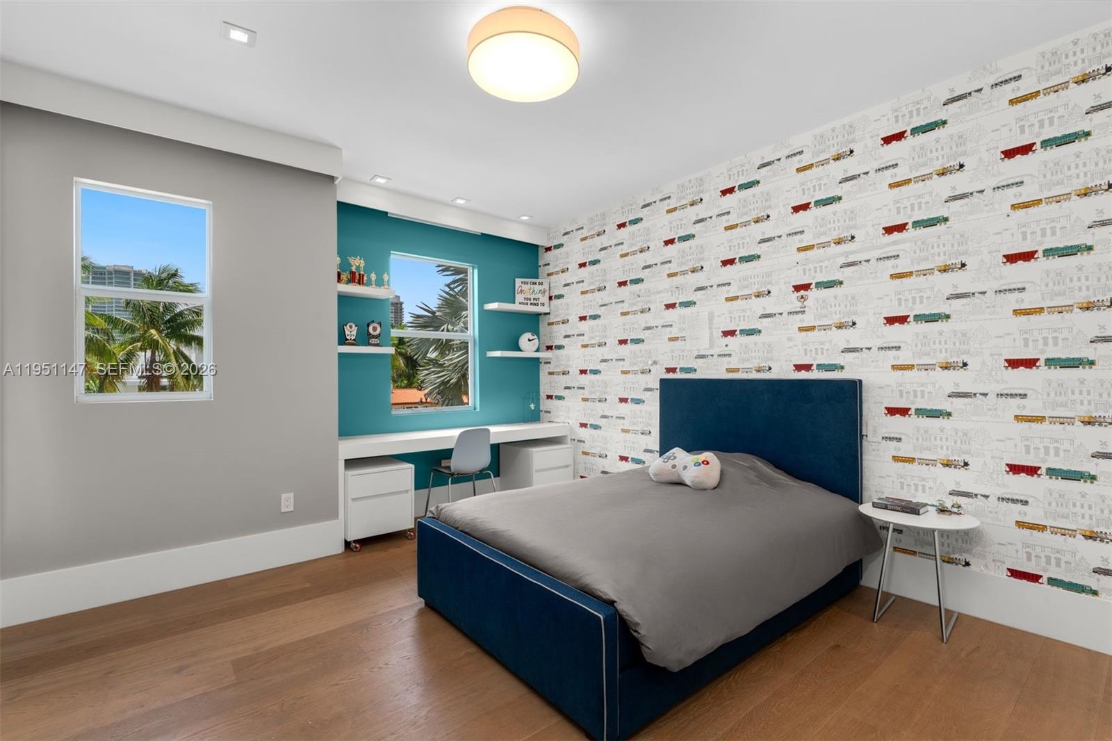 GOLDEN BEACH SEC D - Residential