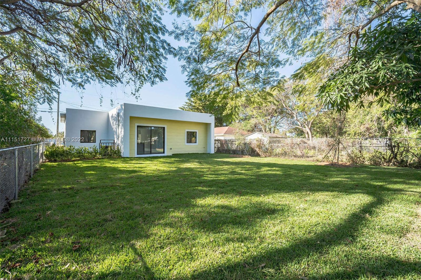 DIXIE PINES - Residential