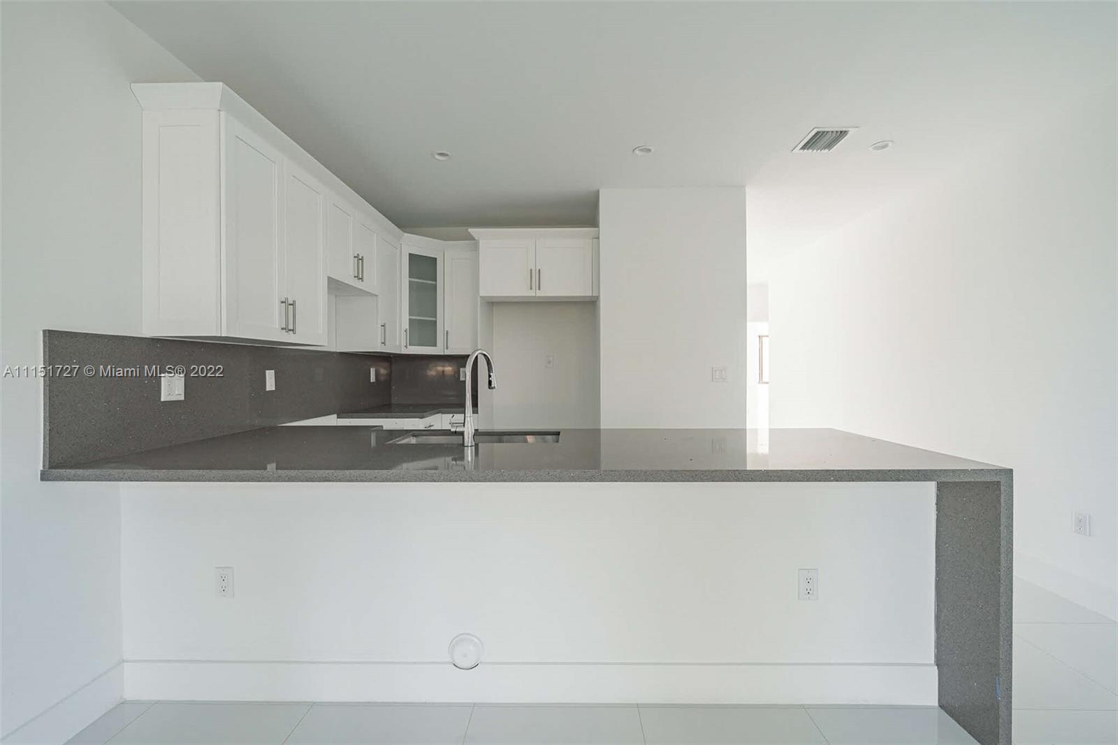 DIXIE PINES - Residential