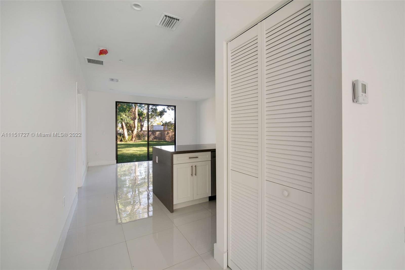DIXIE PINES - Residential