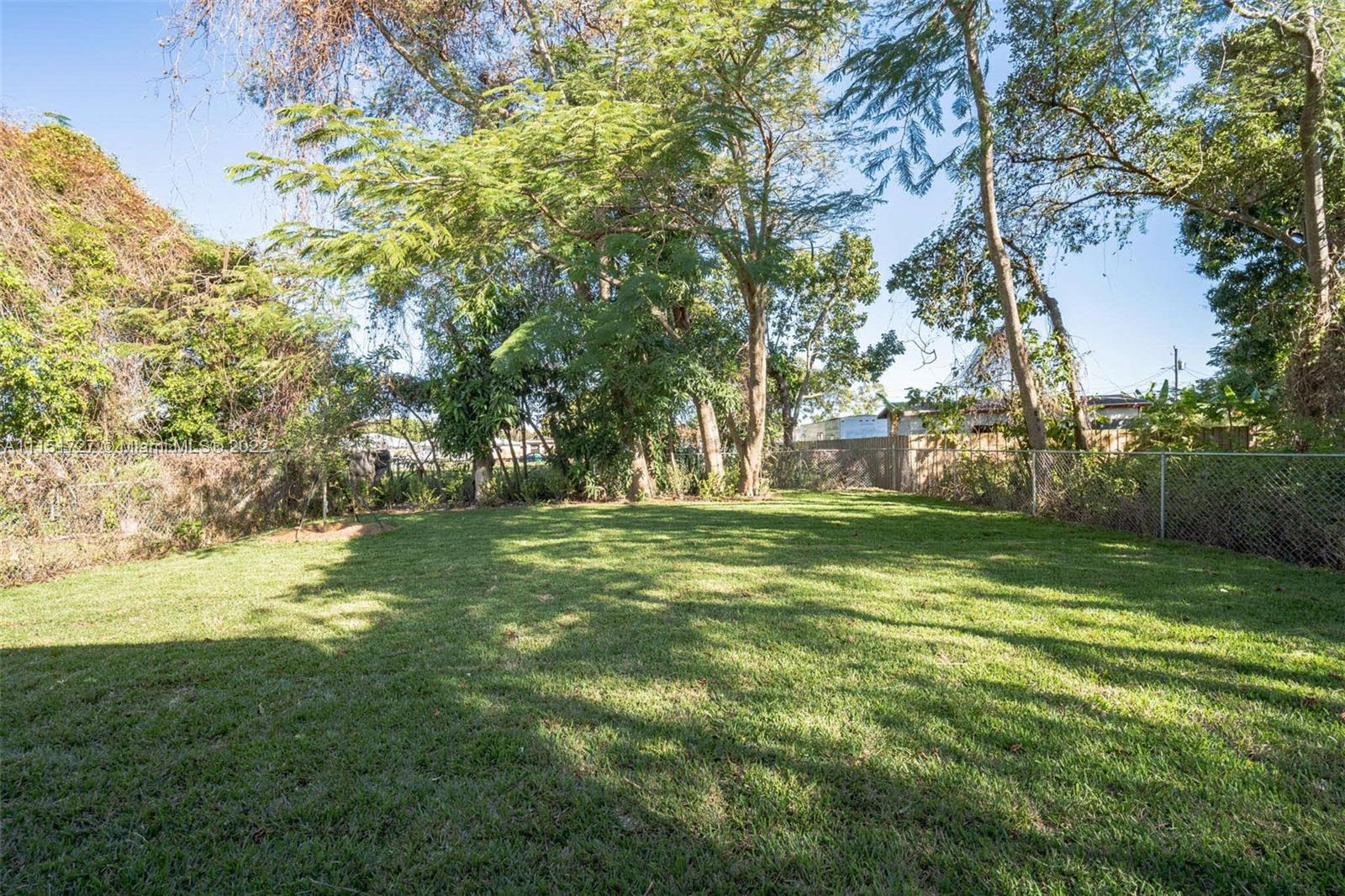 DIXIE PINES - Residential