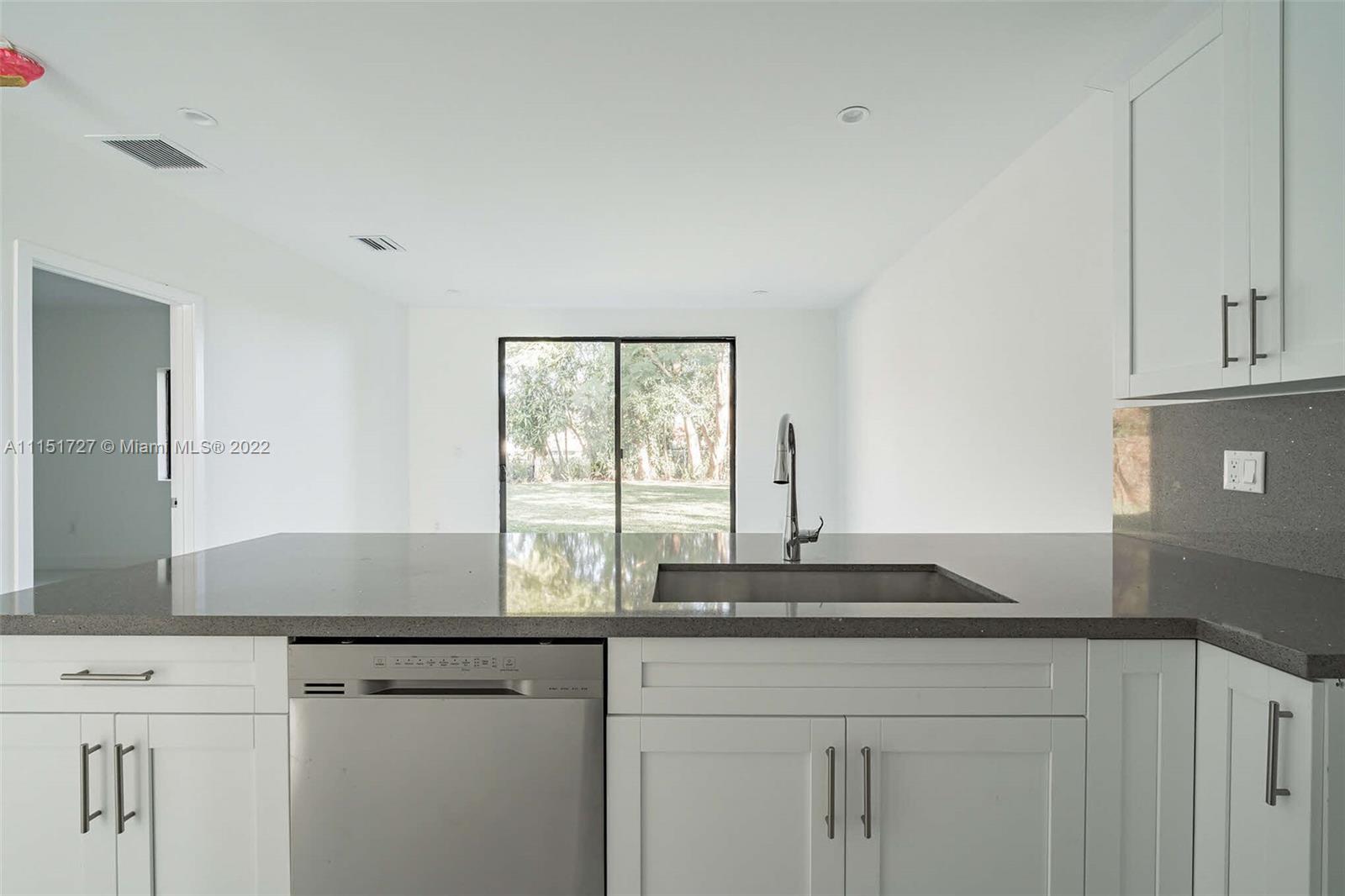 DIXIE PINES - Residential