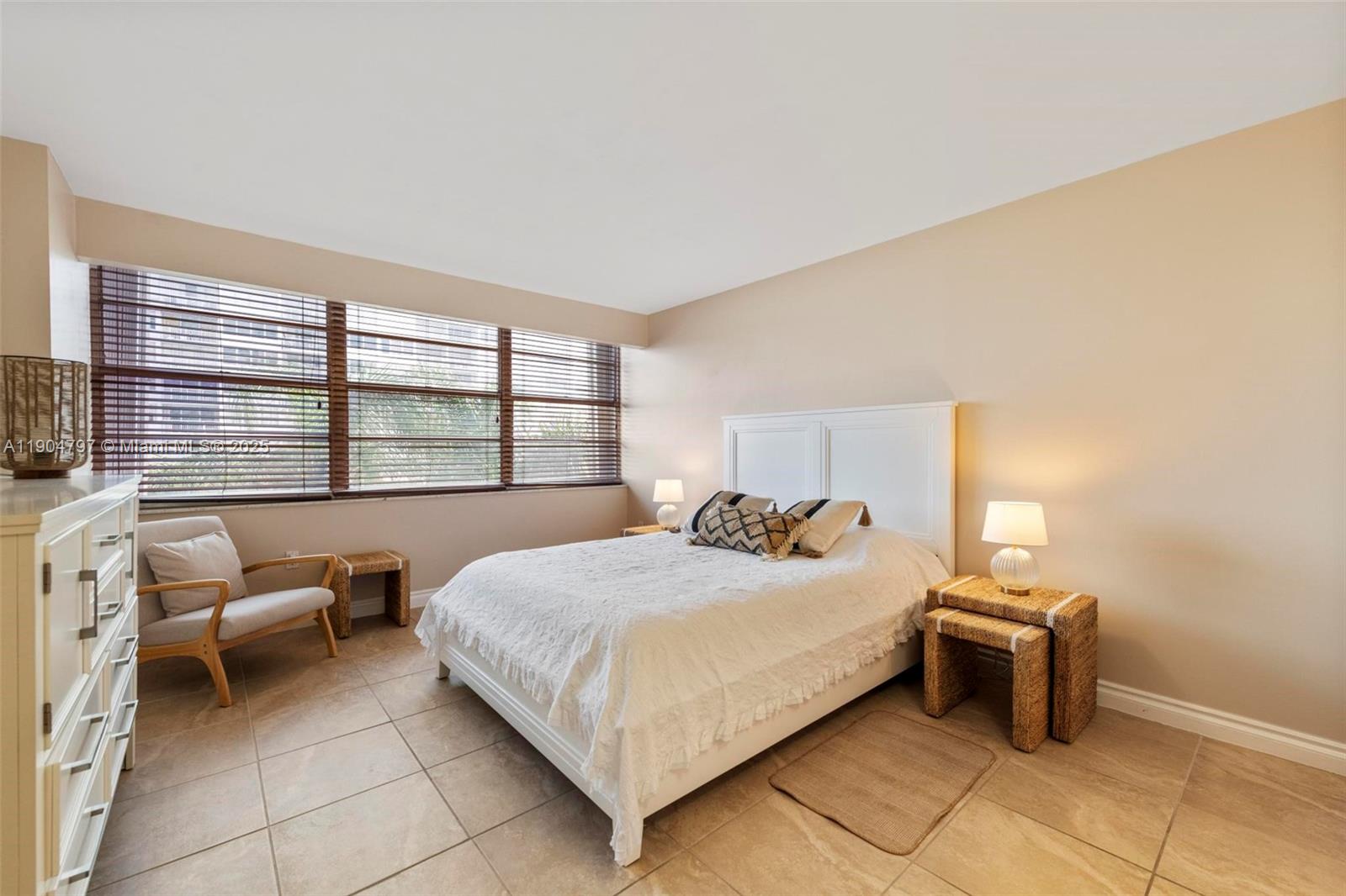 DEL PRADO MARINA - Residential Lease