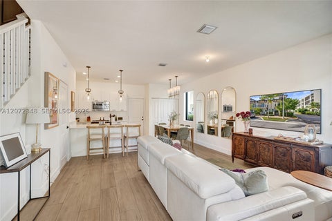 Photo of 8166 NW 42nd St, Doral, FL 33166 (MLS # A12072348)