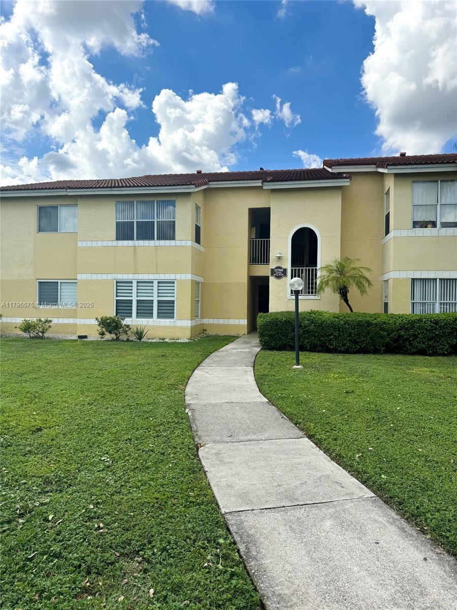 Property for Sale at 12760 Vista Isles Dr 711, Sunrise, Miami-Dade County, Florida - Bedrooms: 2 
Bathrooms: 2  - $295,000