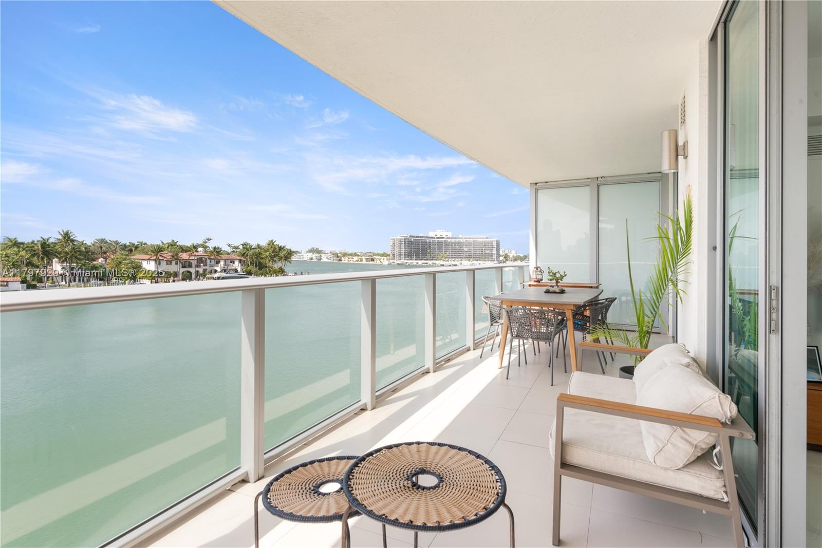 Property for Sale at 6620 Indian Creek Dr 408, Miami Beach, Miami-Dade County, Florida - Bedrooms: 2 
Bathrooms: 2  - $899,000