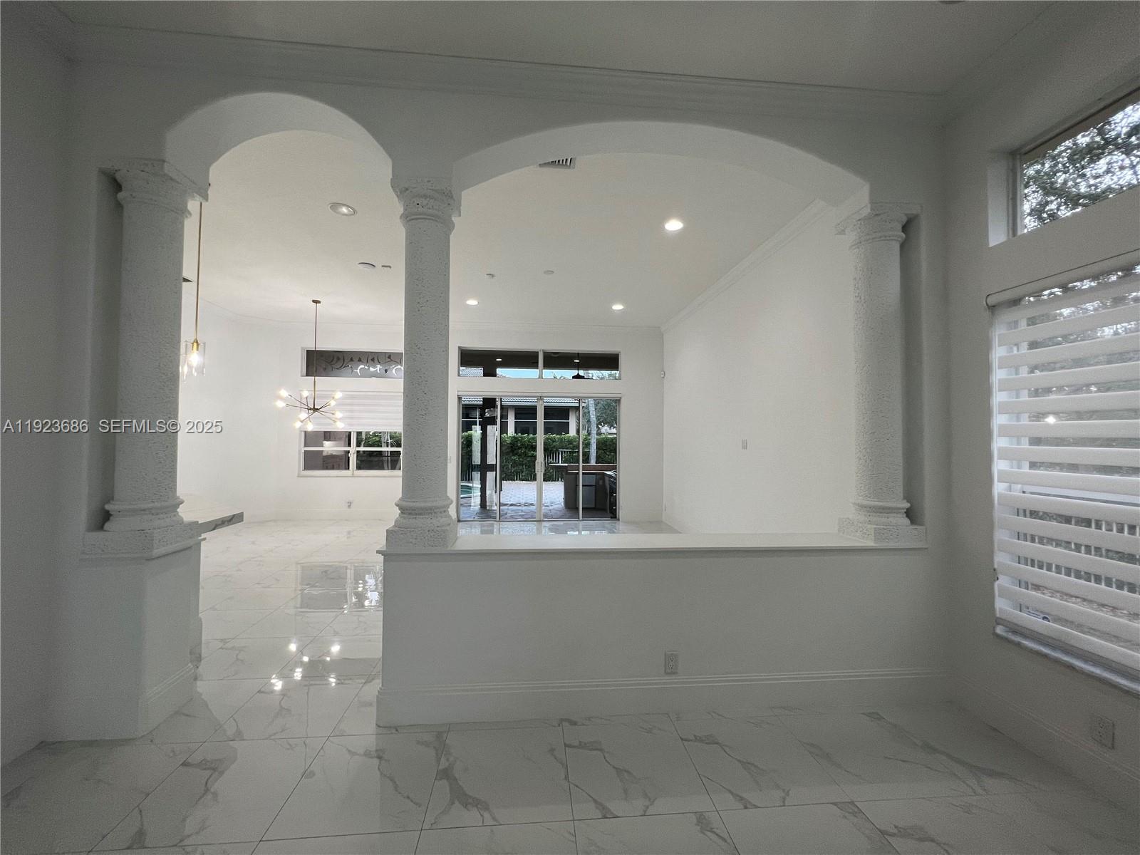 CORAL CREEK REPLAT NO 5 - Residential Lease