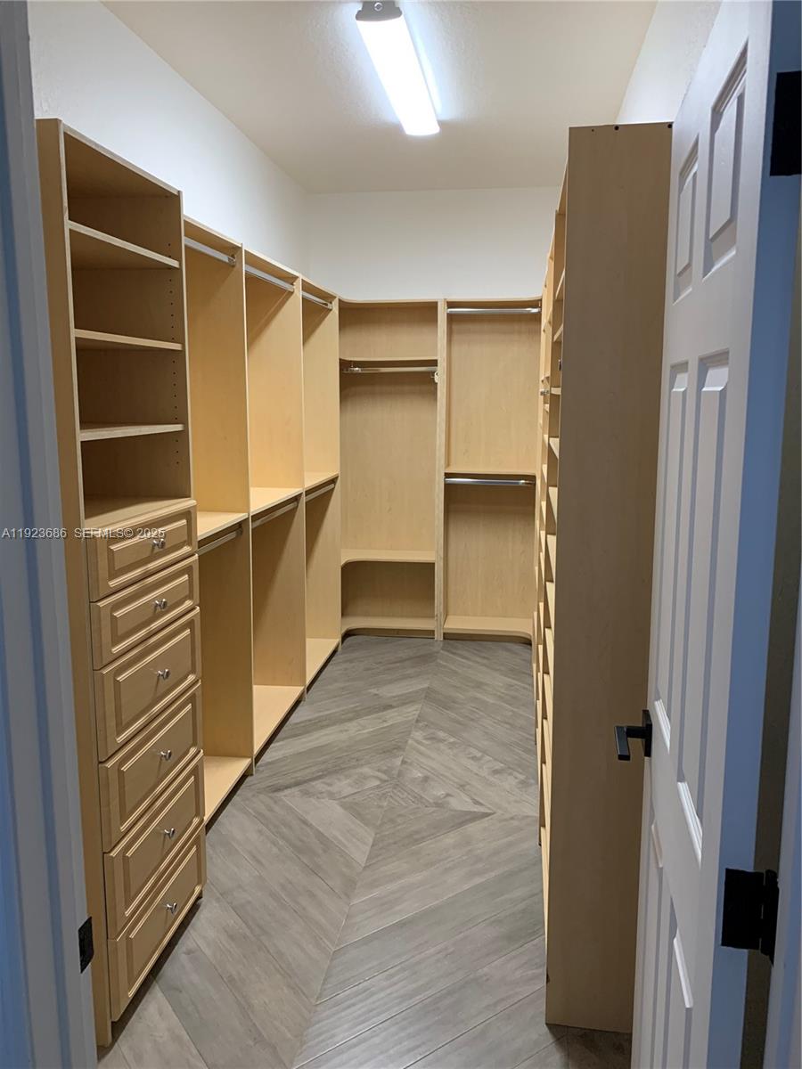 CORAL CREEK REPLAT NO 5 - Residential Lease