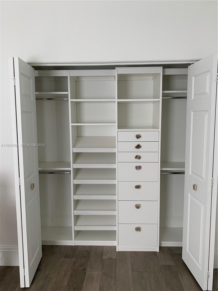 CORAL CREEK REPLAT NO 5 - Residential Lease