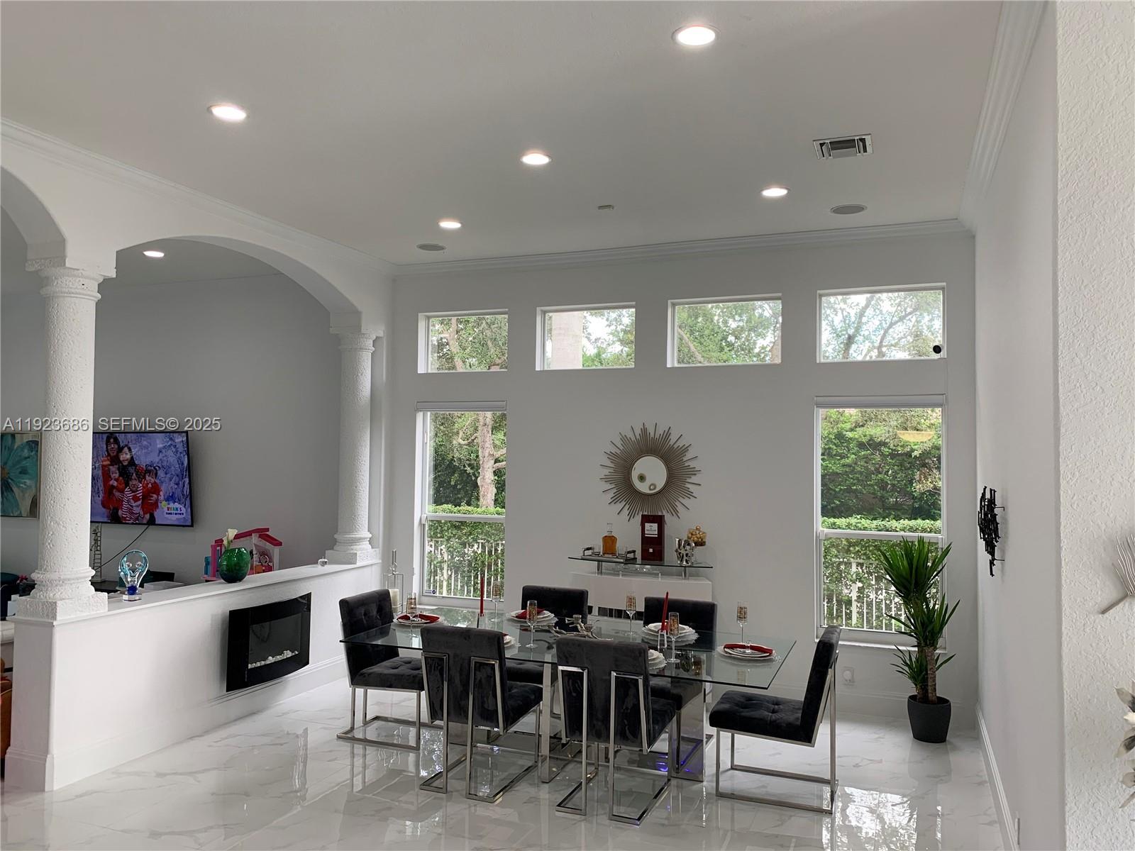 CORAL CREEK REPLAT NO 5 - Residential Lease