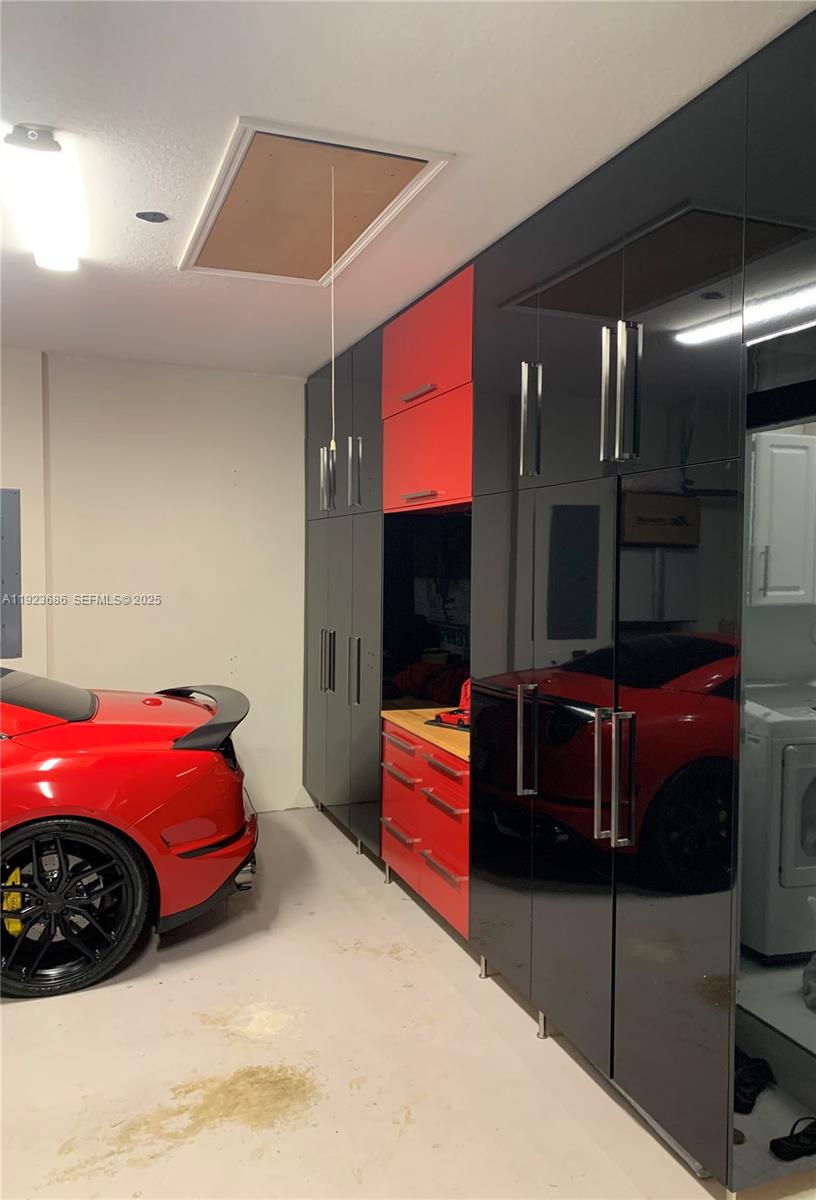 CORAL CREEK REPLAT NO 5 - Residential Lease