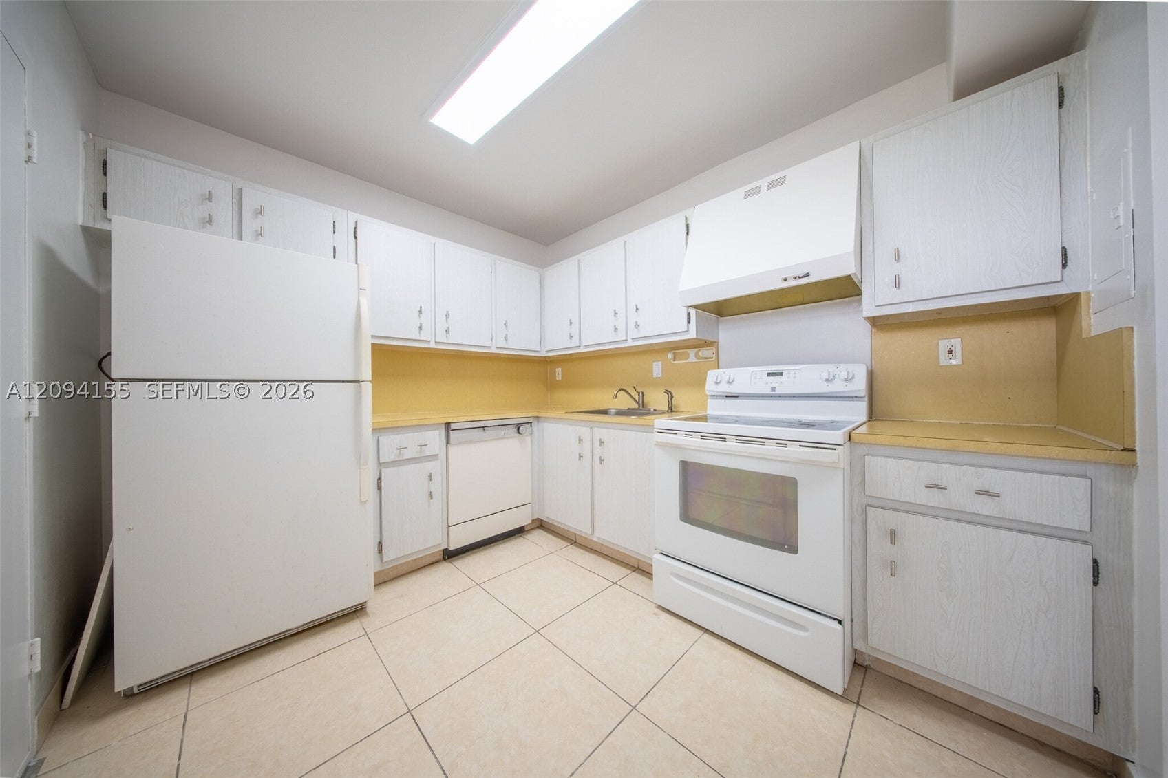 500 Three Islands Blvd 225