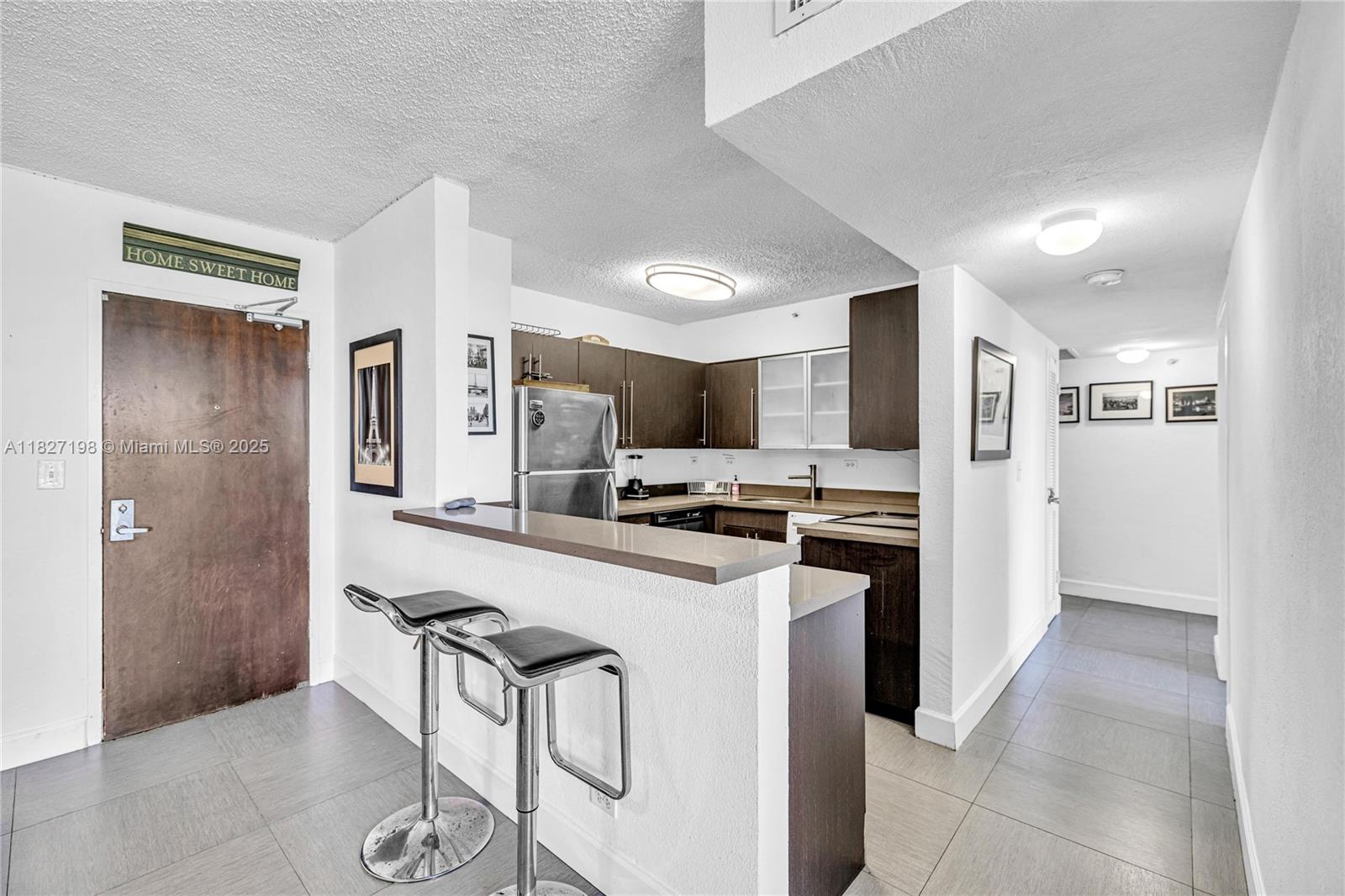 FLAMINGO SOUTH BEACH I CO - Residential