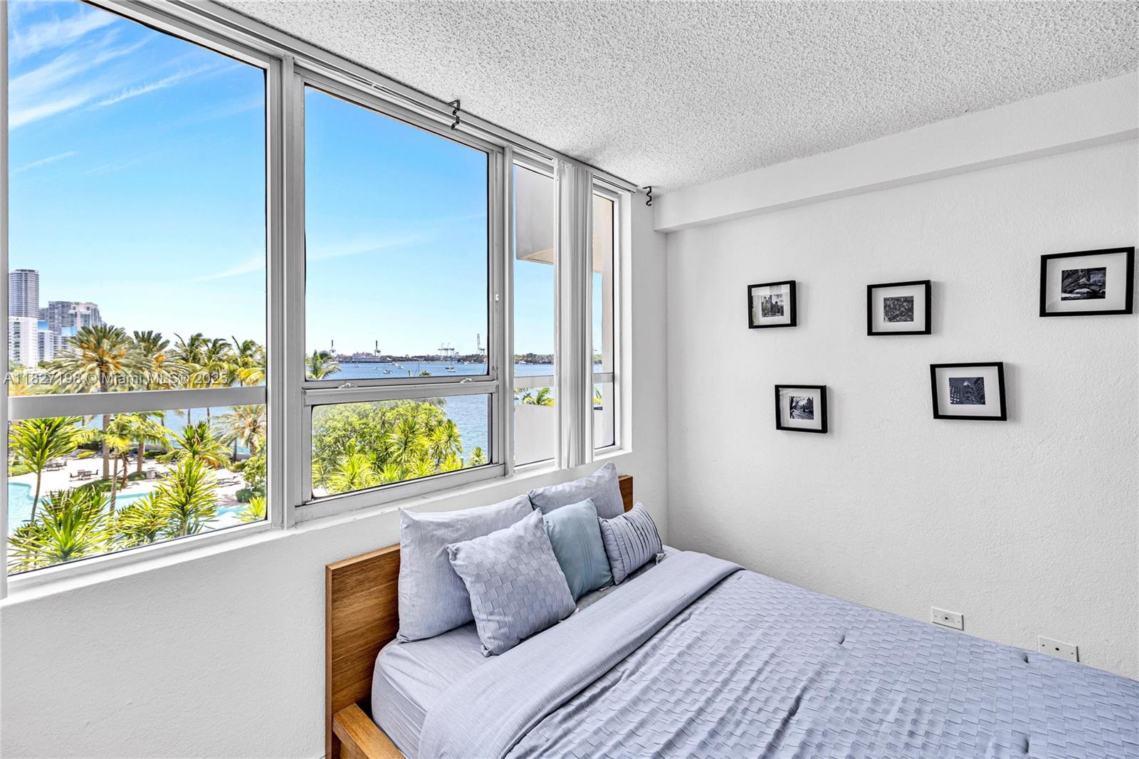 FLAMINGO SOUTH BEACH I CO - Residential