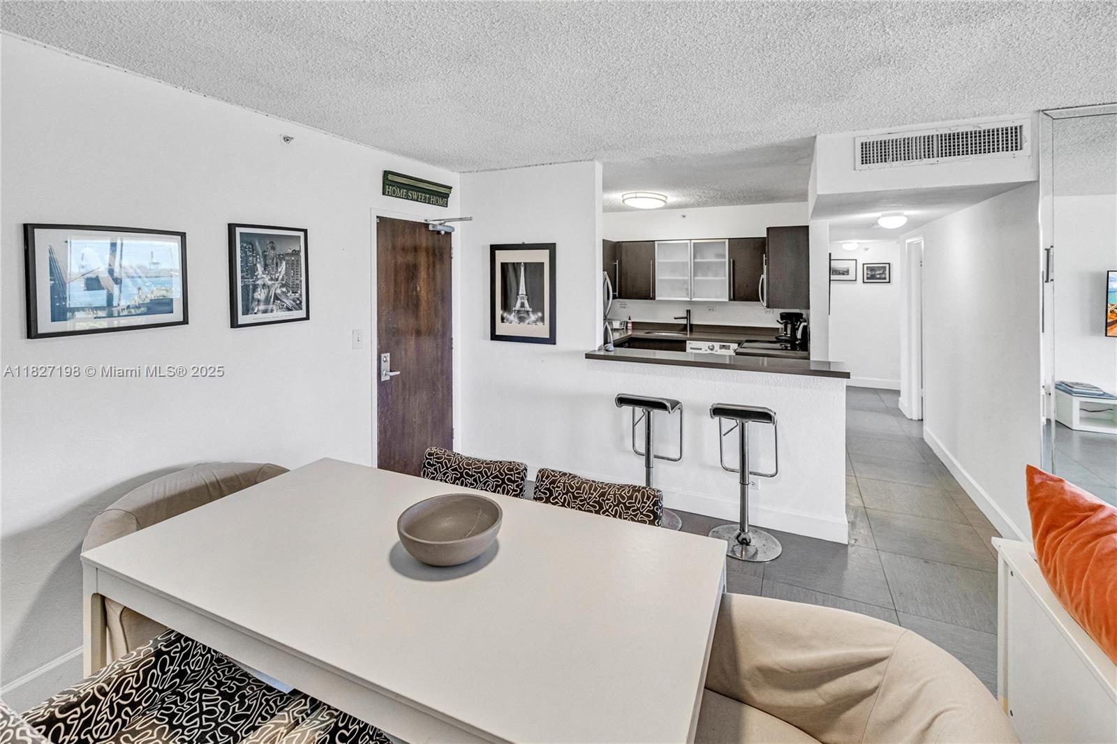 FLAMINGO SOUTH BEACH I CO - Residential