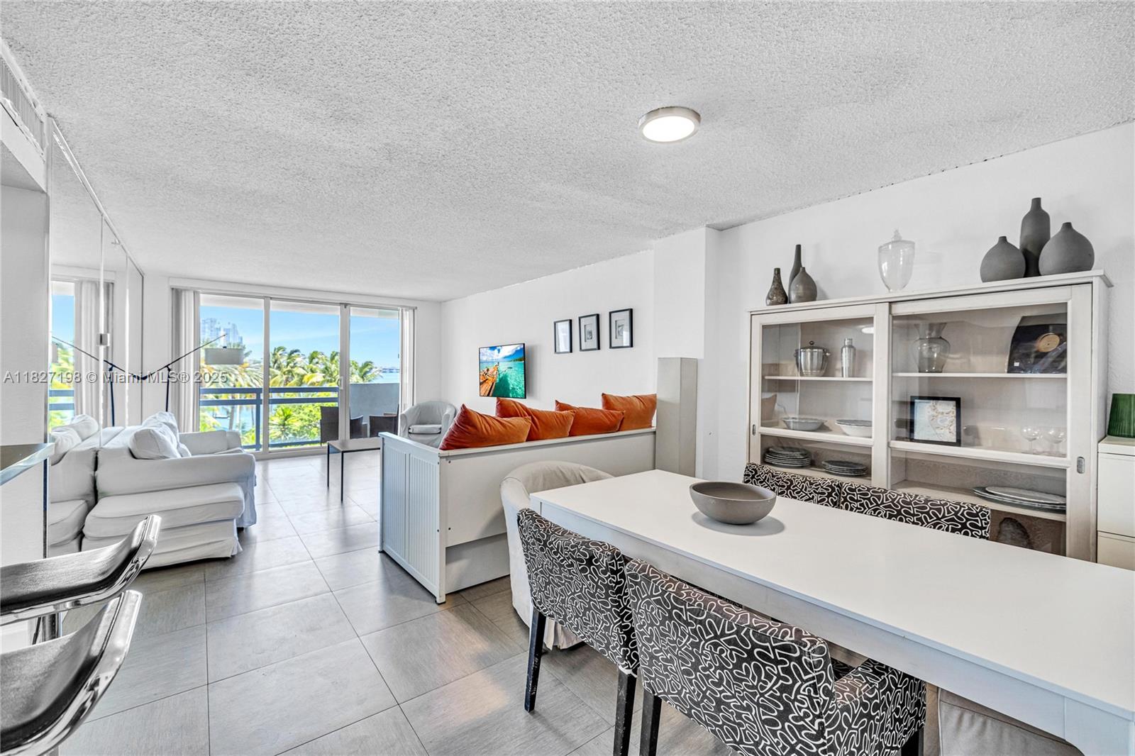 1500 Bay Rd 434S