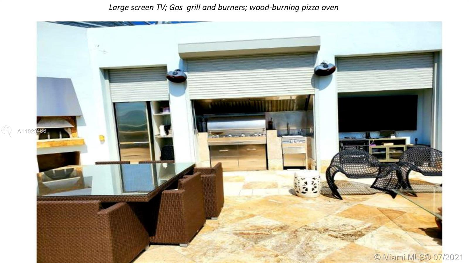 AZURE CONDO - Residential