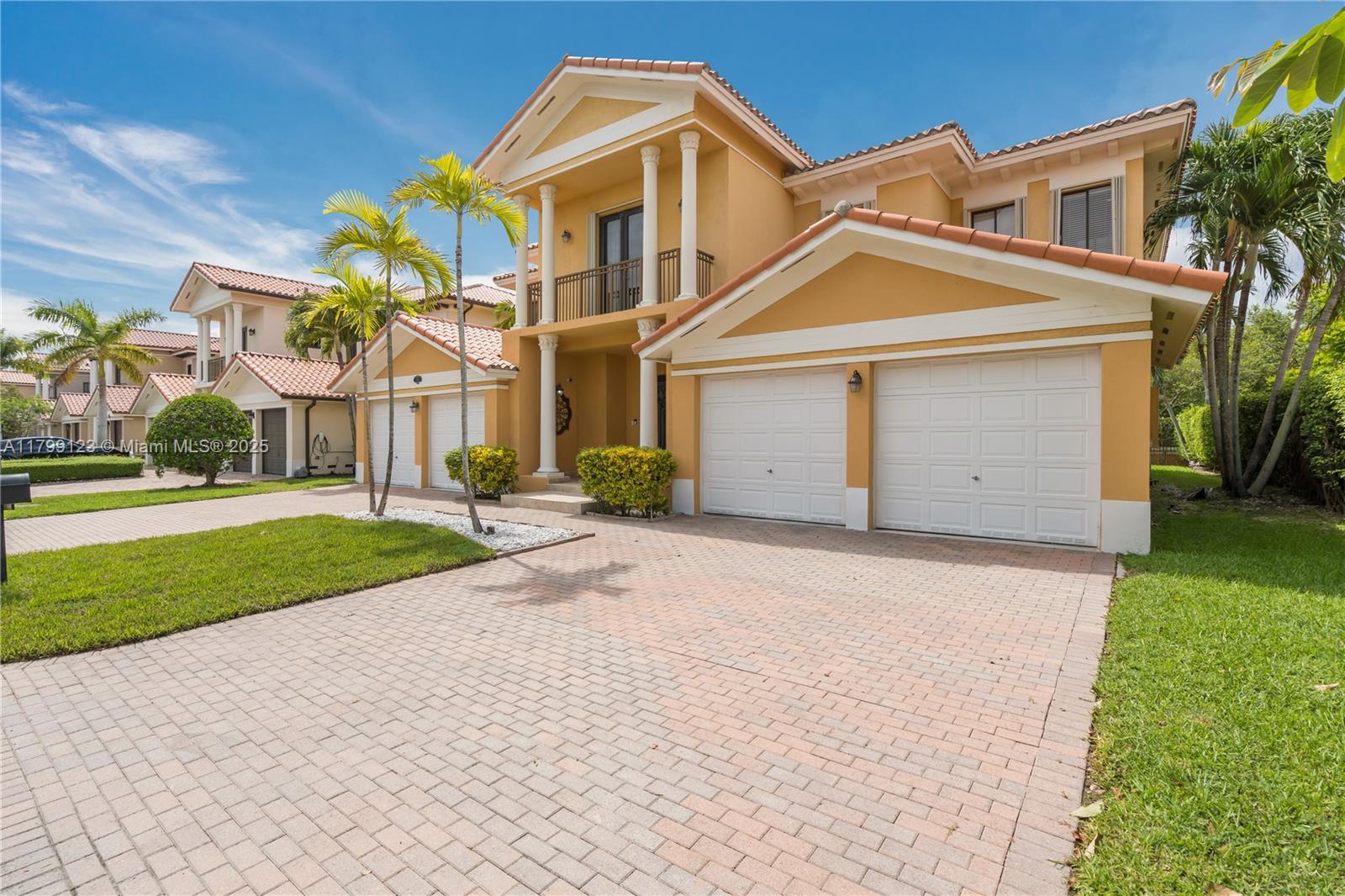 7880 SW 195th Terrace