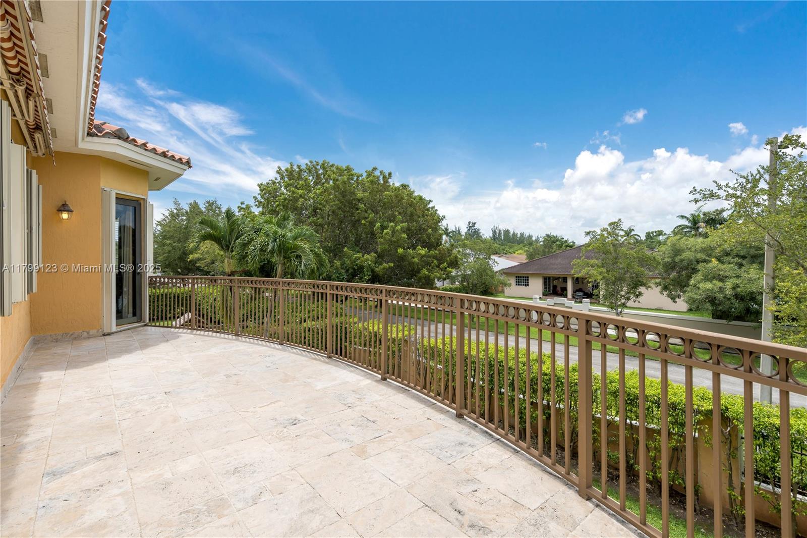 CUTLER CAY - Residential