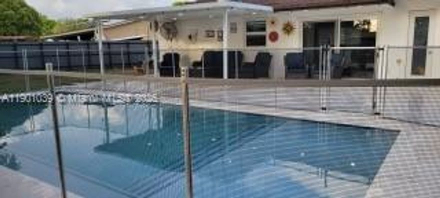 Beautifully remodeled 4-bedroom, 2-bath single-family home with a sparkling pool and a spacious backyard featuring a children’s playset surrounded by lush landscaping. No rear neighbors — offering great privacy! Located in the desirable Annette subdivision, this home has been fully updated with modern bathrooms and elegant finishes throughout.
No HOA application required! Excellent location close to top-rated schools, doctors’ offices, shopping, and major highways. A true gem — move-in ready and perfect for families.
Property will be available starting November 1st.
New photos coming soon once the property is completely vacant.