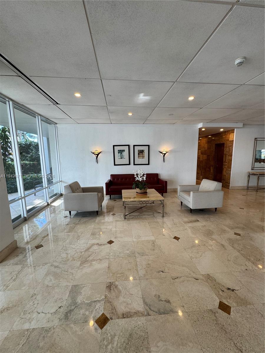 BRICKELL BISCAYNE CONDO - Residential