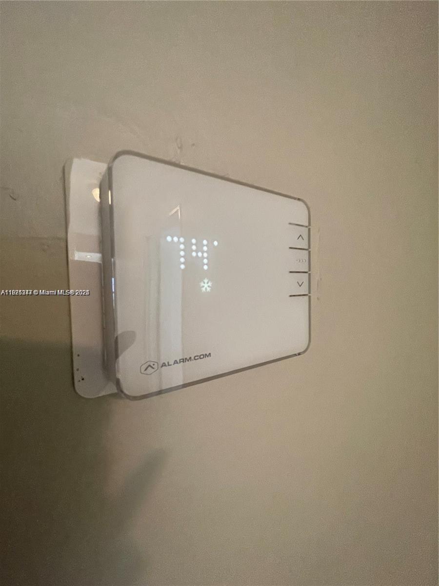 SUNSET TRAILS NO 5 - Residential Lease