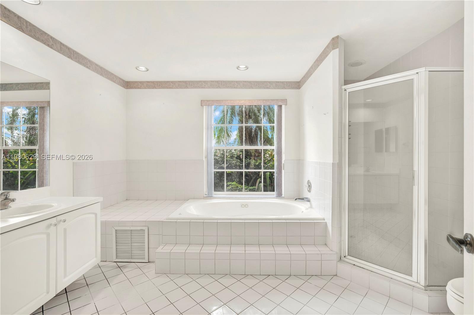 LAKES BY THE BAY SEC 7 - Residential