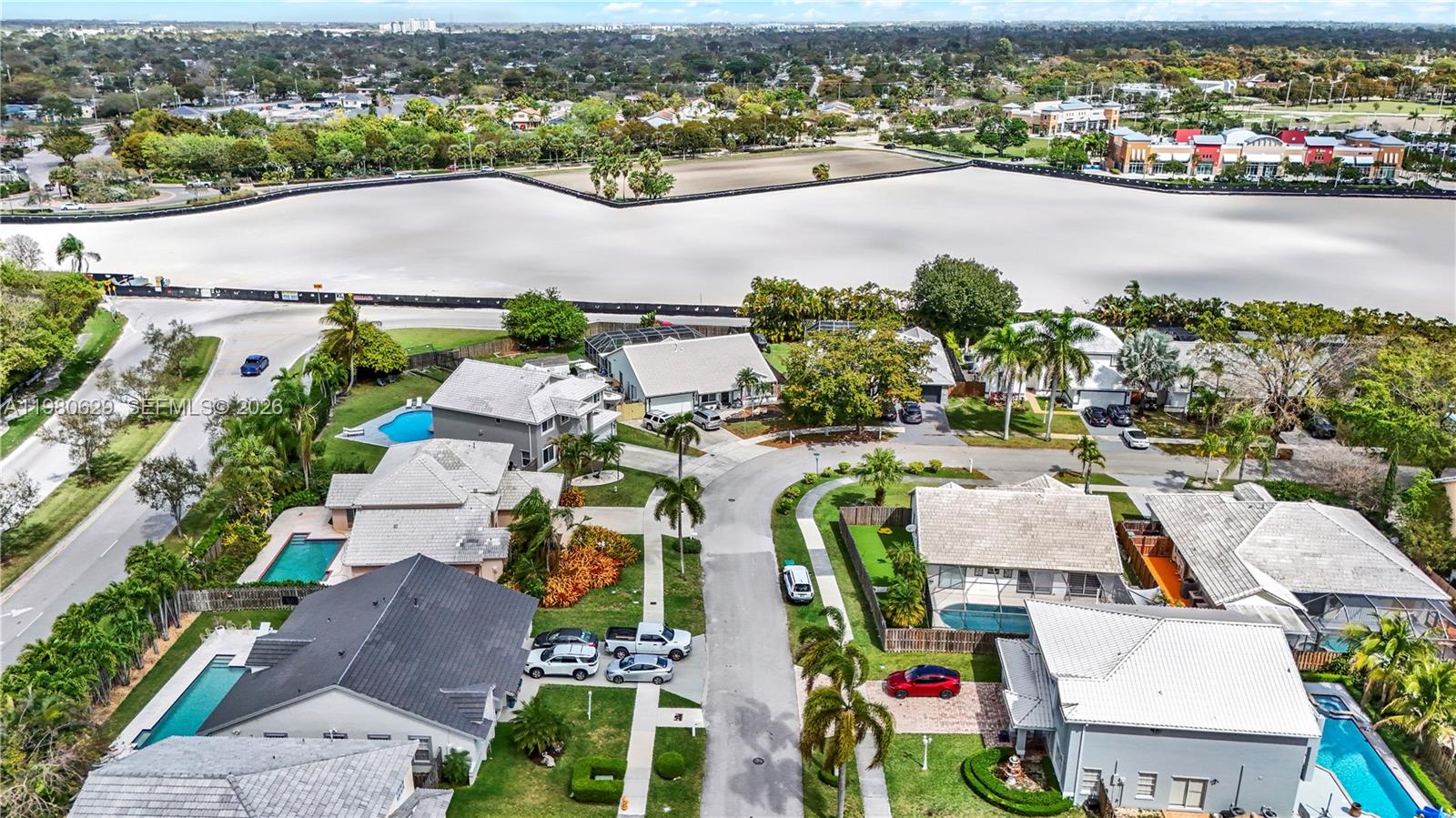 LAKES BY THE BAY SEC 7 - Residential